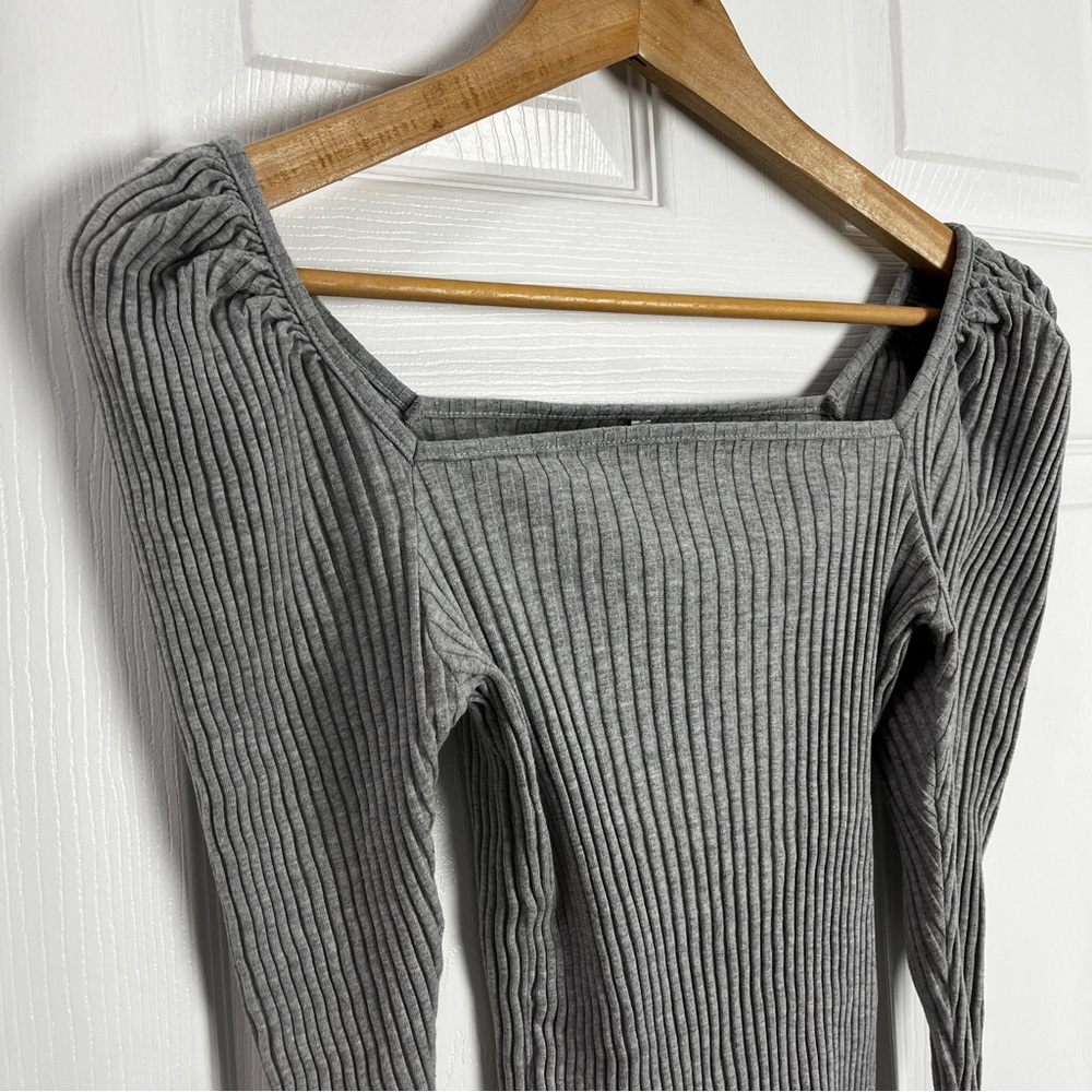 Square Neck Gray Ribbed Long Sleeve Top